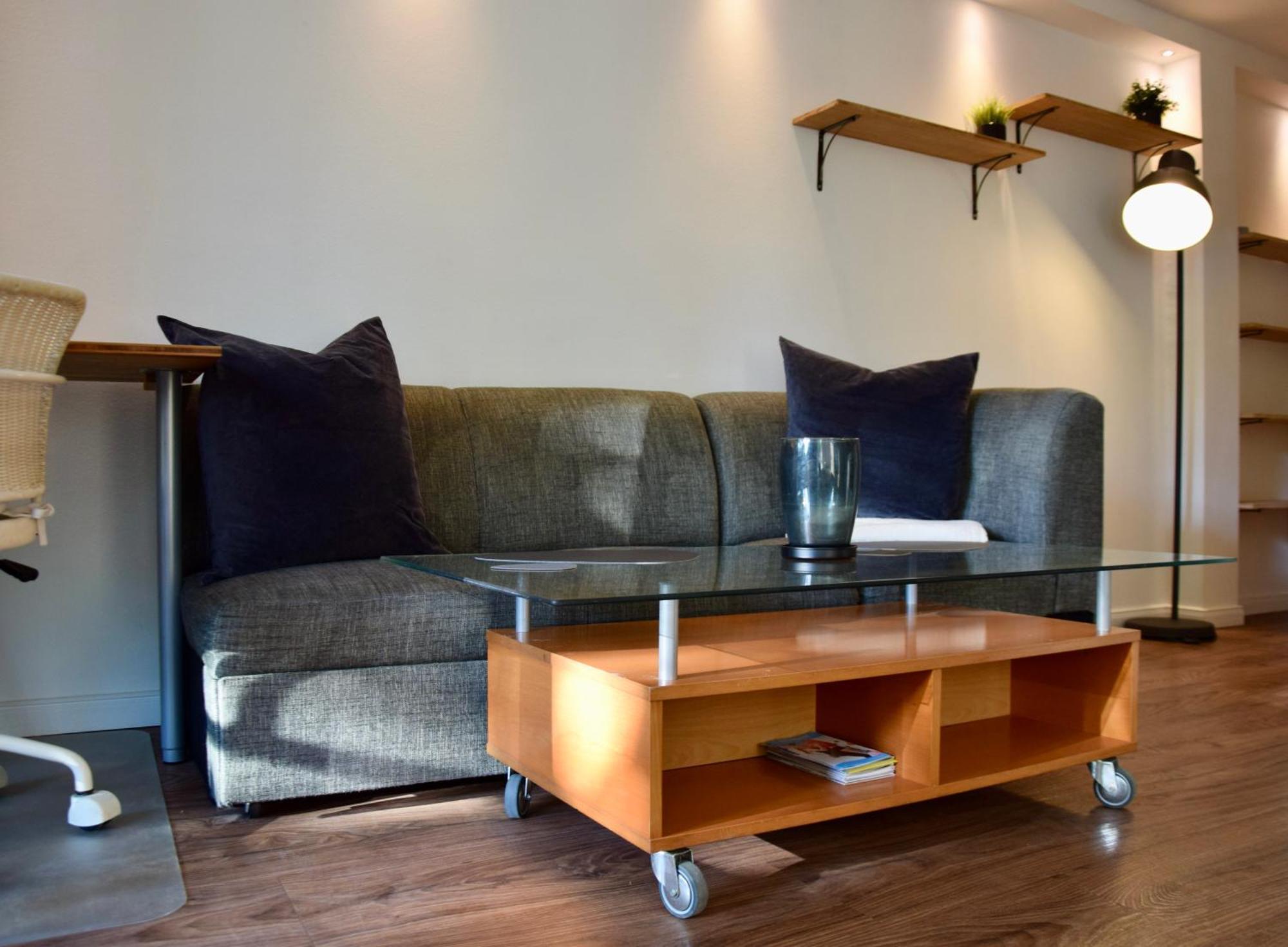 Stilvolle Mit Balkon & Parkplatz Росток